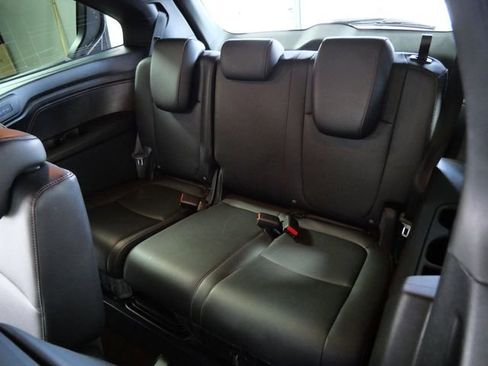 Used 2025 Honda Odyssey Sport-L image 15