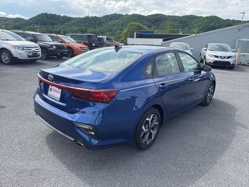 Used 2019 Kia Forte LXS FWD image 8