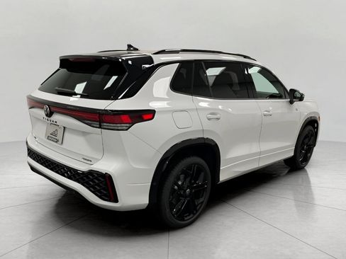 New 2026 Volkswagen Tiguan SE R-Line AWD/4WD image 3