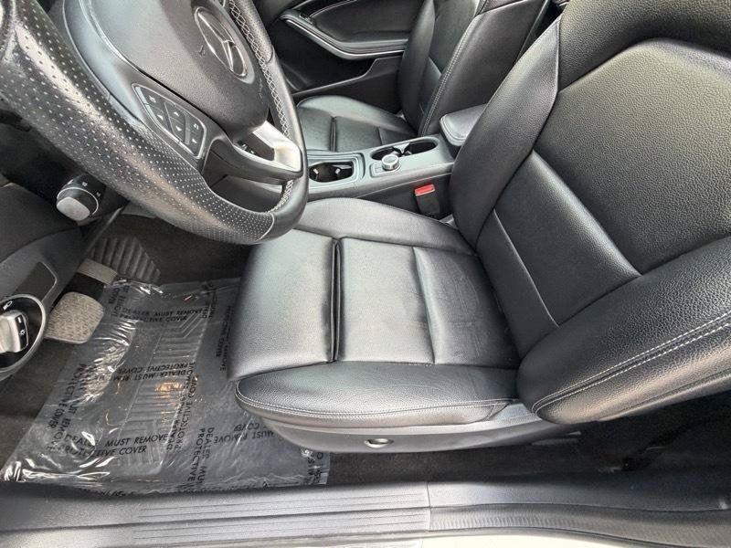 Used 2018 Mercedes-Benz GLA 250 4MATIC image 36