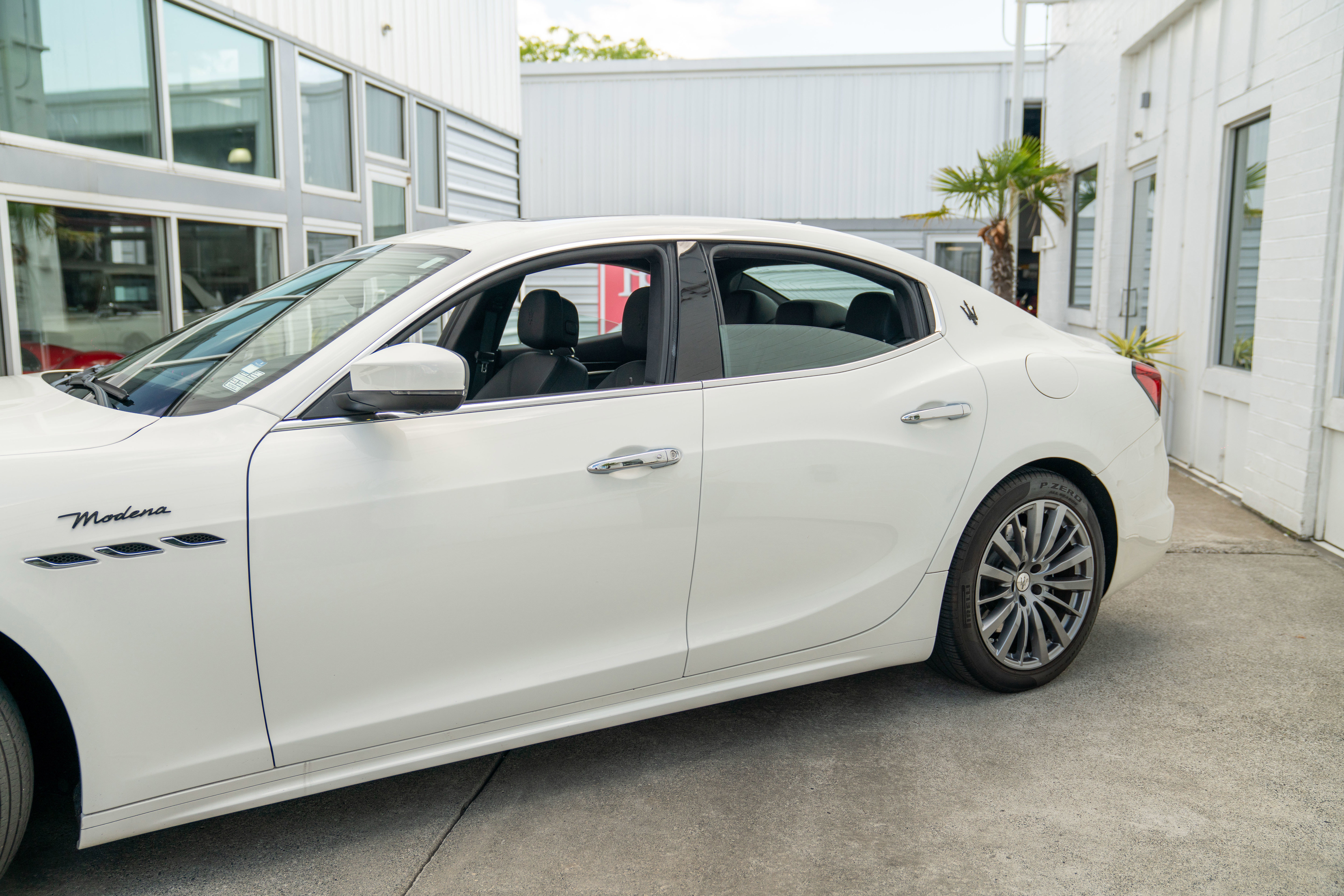 Used 2022 Maserati Ghibli Modena RWD image 5