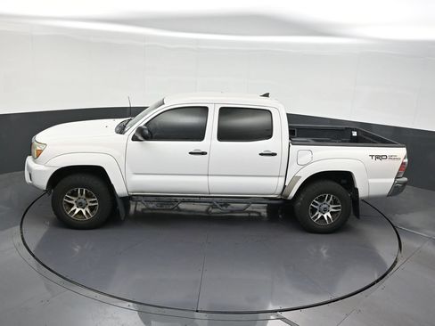 Used 2012 Toyota Tacoma PreRunner w/ SR5 Pkg RWD image 16