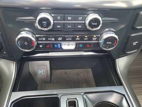 Used 2024 Ford F150 Lariat AWD/4WD image 23