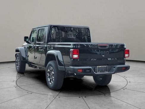 New 2026 Jeep Gladiator Sport AWD/4WD image 10