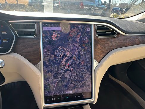 Used 2017 Tesla Model S 100D image 30