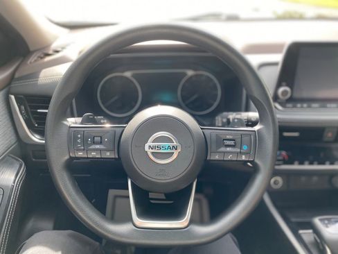 Used 2021 Nissan Rogue SV AWD/4WD image 28