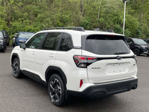 New 2026 Subaru Forester Touring AWD/4WD image 3