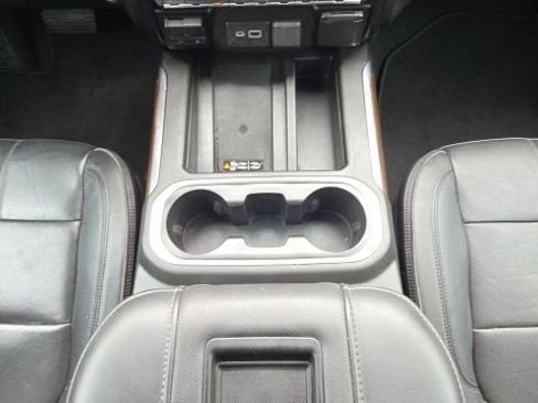 Used 2022 Chevrolet Silverado 2500 High Country AWD/4WD image 41