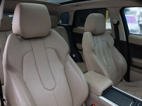 Used 2014 Land Rover Range Rover Evoque Pure Plus AWD/4WD image 26