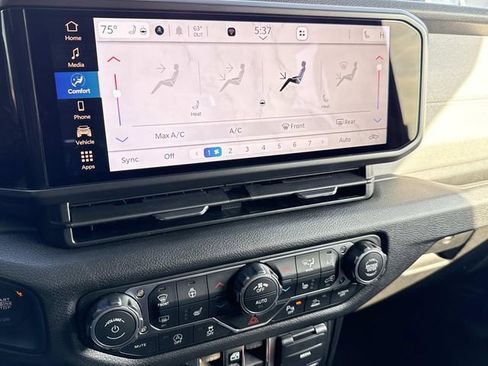 New 2026 Jeep Gladiator Willys image 14