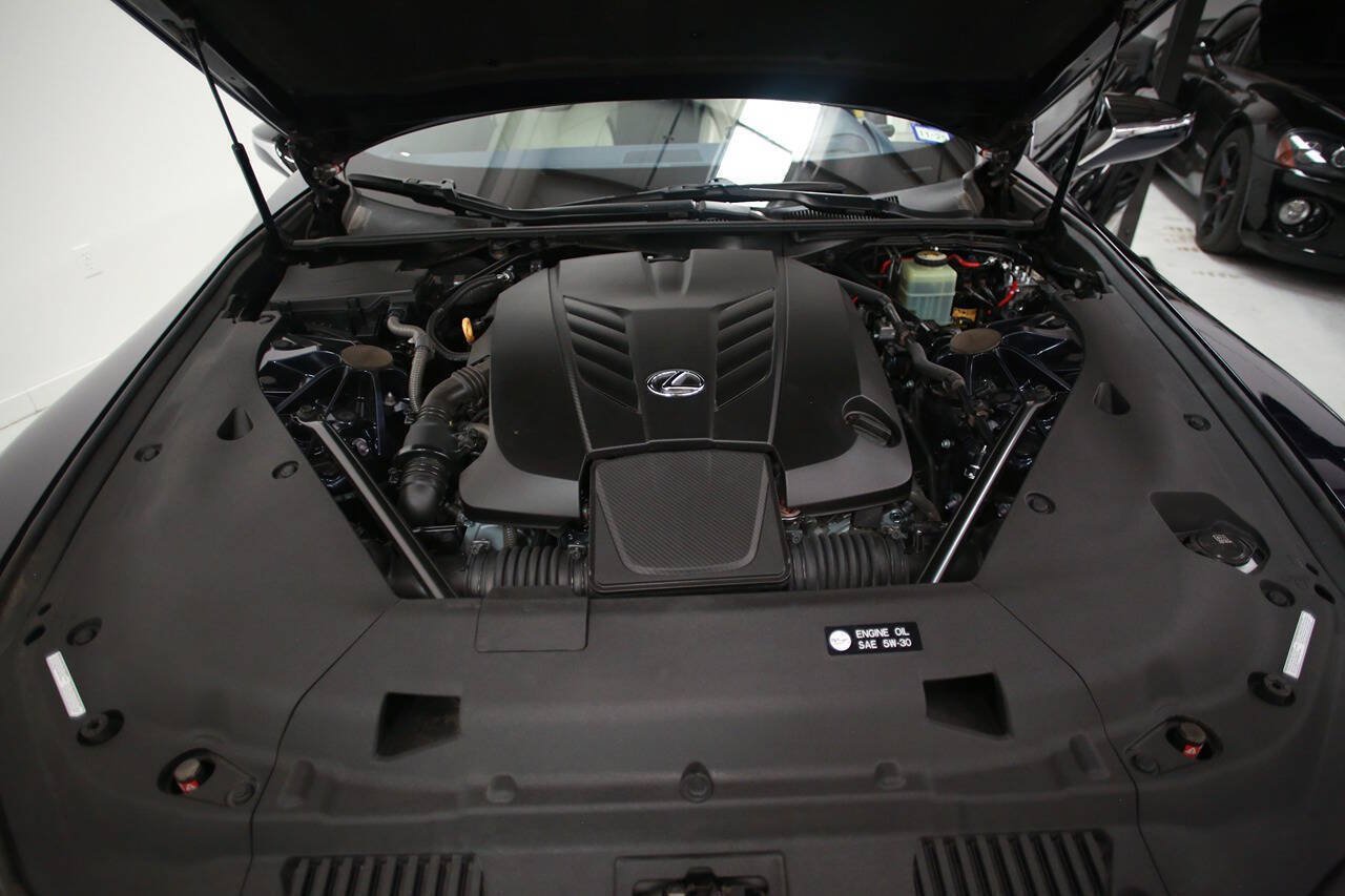 Used 2018 Lexus LC 500 Coupe w/ Touring Package RWD image 24