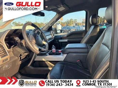 Used 2019 Ford F250 Lariat w/ Chrome Package image 4