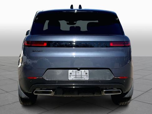 Used 2025 Land Rover Range Rover Sport SE image 5