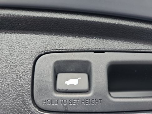 Used 2023 Honda CR-V Sport Touring image 14