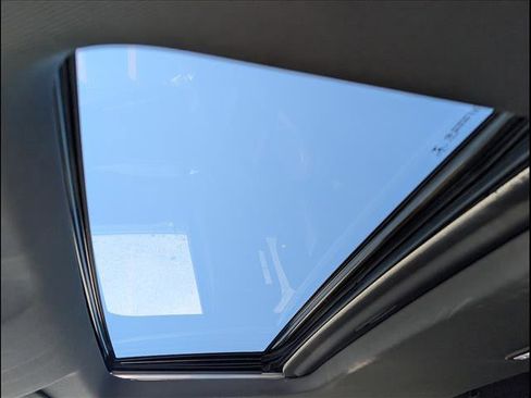 Used 2020 GMC Sierra 1500 AT4 w/ AT4 Premium Package image 13