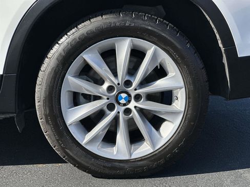 Used 2017 BMW X3 sDrive28i image 8
