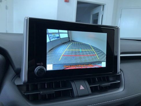 New 2025 Toyota RAV4 XLE image 28