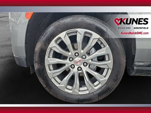 Used 2024 GMC Yukon Denali AWD/4WD image 13
