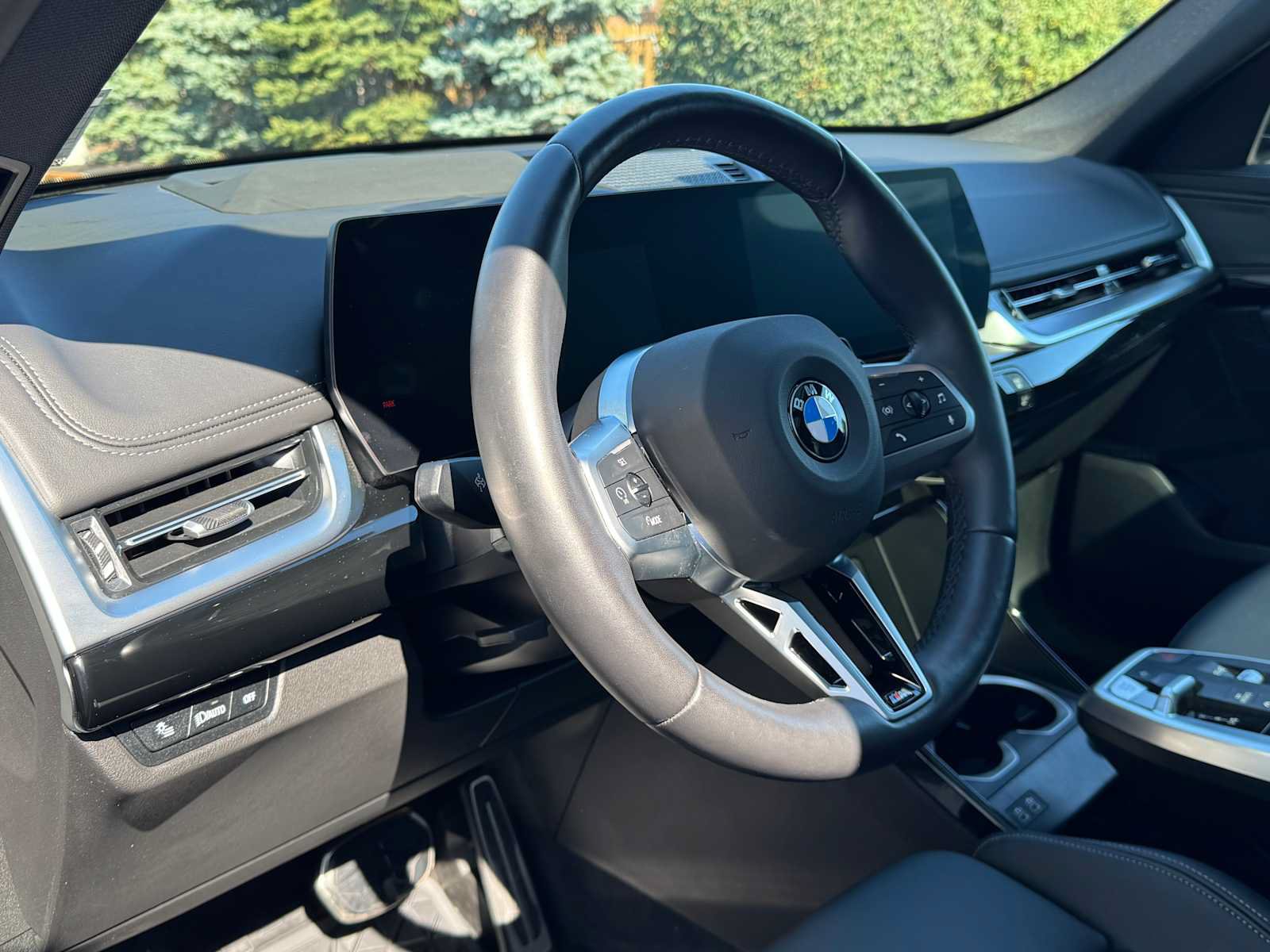 Used 2026 BMW X1 xDrive28i w/ Technology Package AWD/4WD image 8