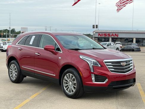 Used 2019 Cadillac XT5 Luxury AWD/4WD image 6