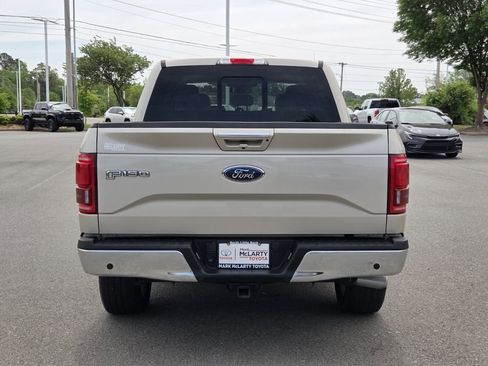 Used 2017 Ford F150 Lariat w/ Equipment Group 502A Luxury AWD/4WD image 4