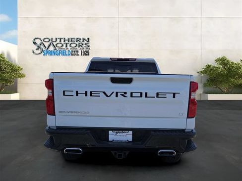 Used 2025 Chevrolet Silverado 1500 LT Trail Boss w/ Convenience Package II AWD/4WD image 4