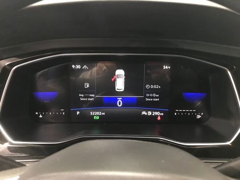 Used 2024 Volkswagen Jetta SE image 15