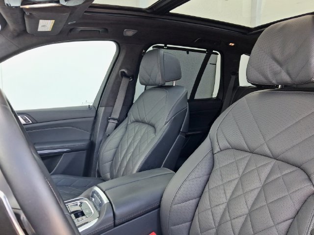 Used 2025 BMW X5 M60i w/ Executive Package AWD/4WD image 11