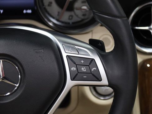 Used 2014 Mercedes-Benz SLK 250 image 53