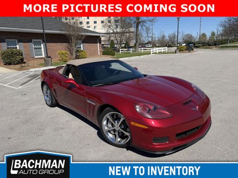 Used 2011 Chevrolet Corvette Grand Sport w/ Preferred Equipment Group image 2