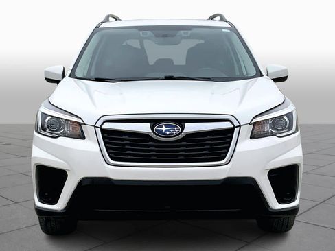 Used 2020 Subaru Forester Premium image 3