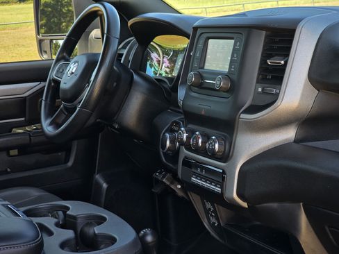 Used 2024 RAM 2500 Tradesman AWD/4WD image 33