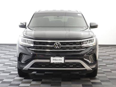Used 2023 Volkswagen Atlas Cross Sport SE w/ Black Wheel Package AWD/4WD image 22