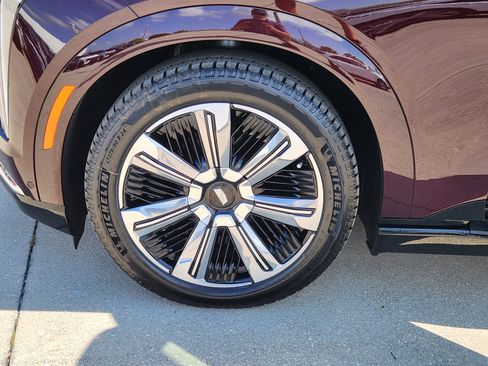 New 2025 Cadillac Escalade IQ Luxury 1 image 37