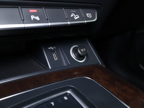 Used 2018 Audi Q5 2.0T Premium Plus w/ Premium Plus Package image 43