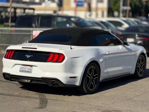 Used 2018 Ford Mustang Premium RWD image 58