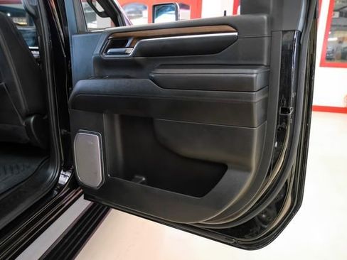 Used 2024 Chevrolet Silverado 2500 High Country w/ High Country Premium Package image 44