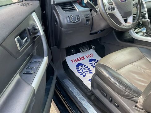 Used 2011 Ford Edge Sport w/ Driver Entry Pkg image 20