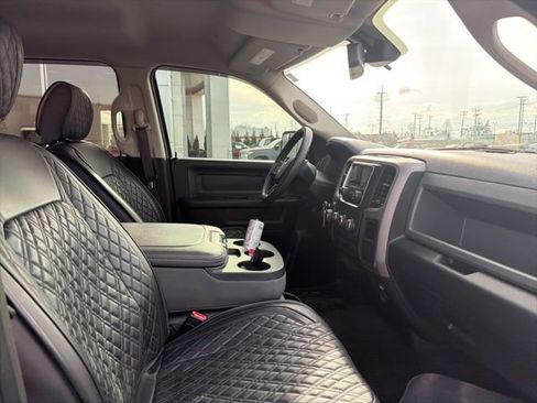 Used 2017 RAM 1500 Express image 24