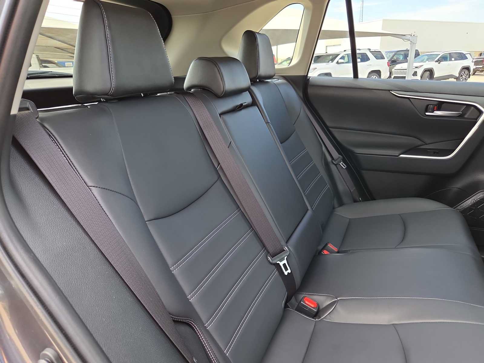 Certified 2025 Toyota RAV4 XLE Premium AWD/4WD image 17