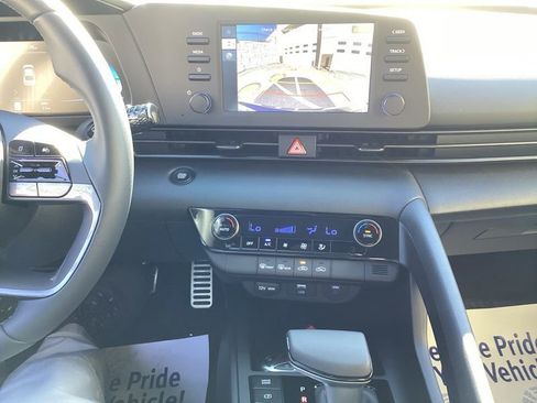 New 2026 Hyundai Elantra SEL Sport FWD image 24