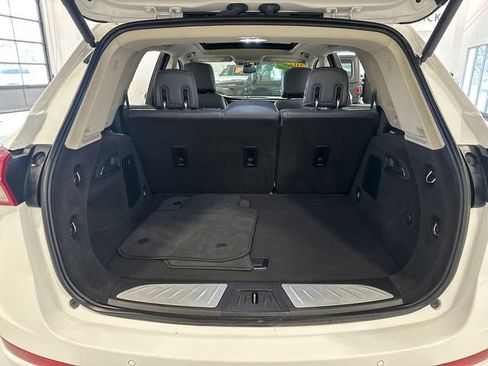 Used 2020 Buick Envision Essence w/ Experience Buick Package image 32