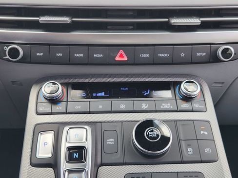 Used 2025 Hyundai Palisade SEL image 15