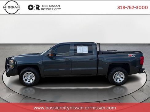 Used 2018 Chevrolet Silverado 1500 W/T w/ Special Service Package AWD/4WD image 8