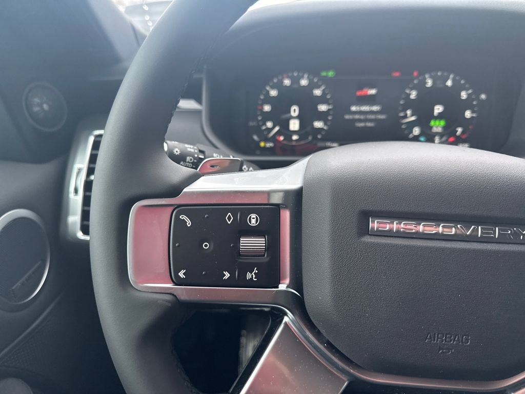 New 2026 Land Rover Discovery S AWD/4WD image 20
