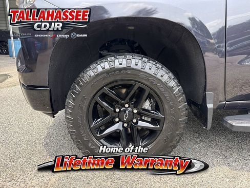 Used 2022 Chevrolet Silverado 1500 LT Trail Boss w/ LPO, Dark Essentials Package AWD/4WD image 11