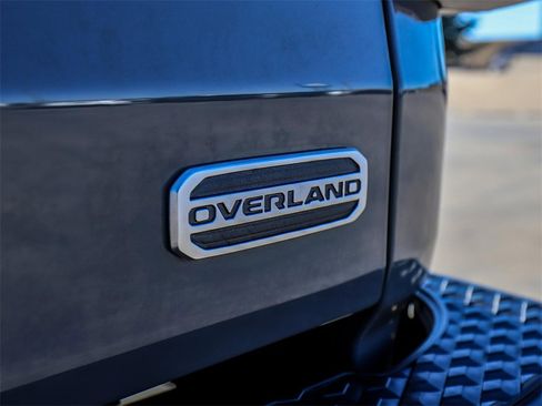 Used 2020 Jeep Gladiator Overland w/ Safety Group image 13