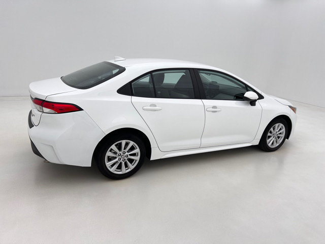 Used 2023 Toyota Corolla LE w/ LE Convenience Package FWD image 6