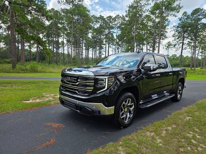 New 2026 GMC Sierra 1500 SLT w/ SLT Premium Package
