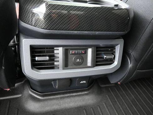 Used 2024 Ford F250 Lariat w/ Lariat Ultimate Package AWD/4WD image 14